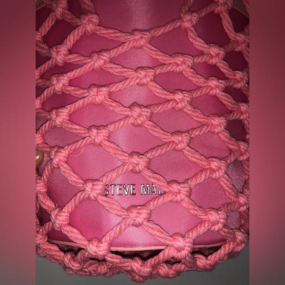 Steve Madden Bucket Tote - Picture 4 of 11